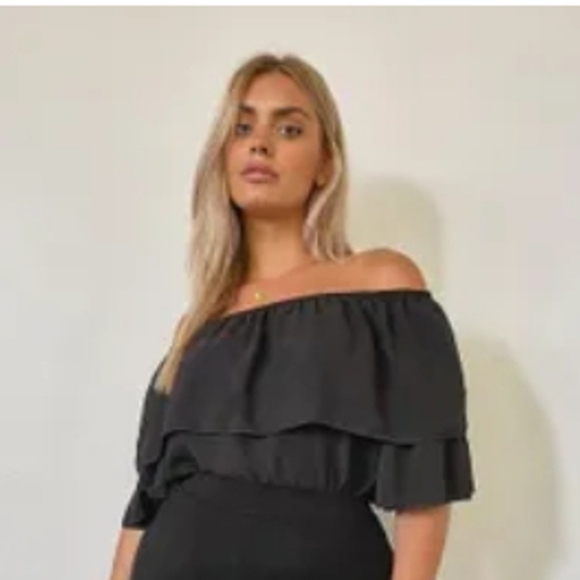 Boohoo Plus Black Off-Shoulder Ruffle Blouse - Picture 1 of 5